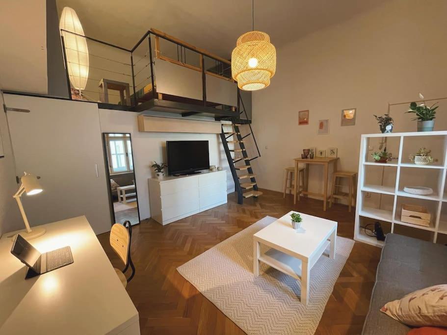Stefanka Apartment Old Town Bratislava Exterior foto